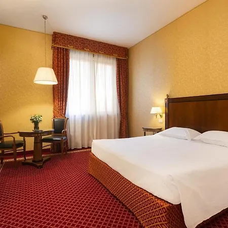 Hotel Maxim-3